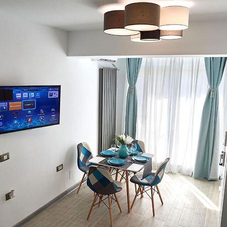 Năvodari Summer Studio Spa N Pools Beach Resort מראה חיצוני תמונה