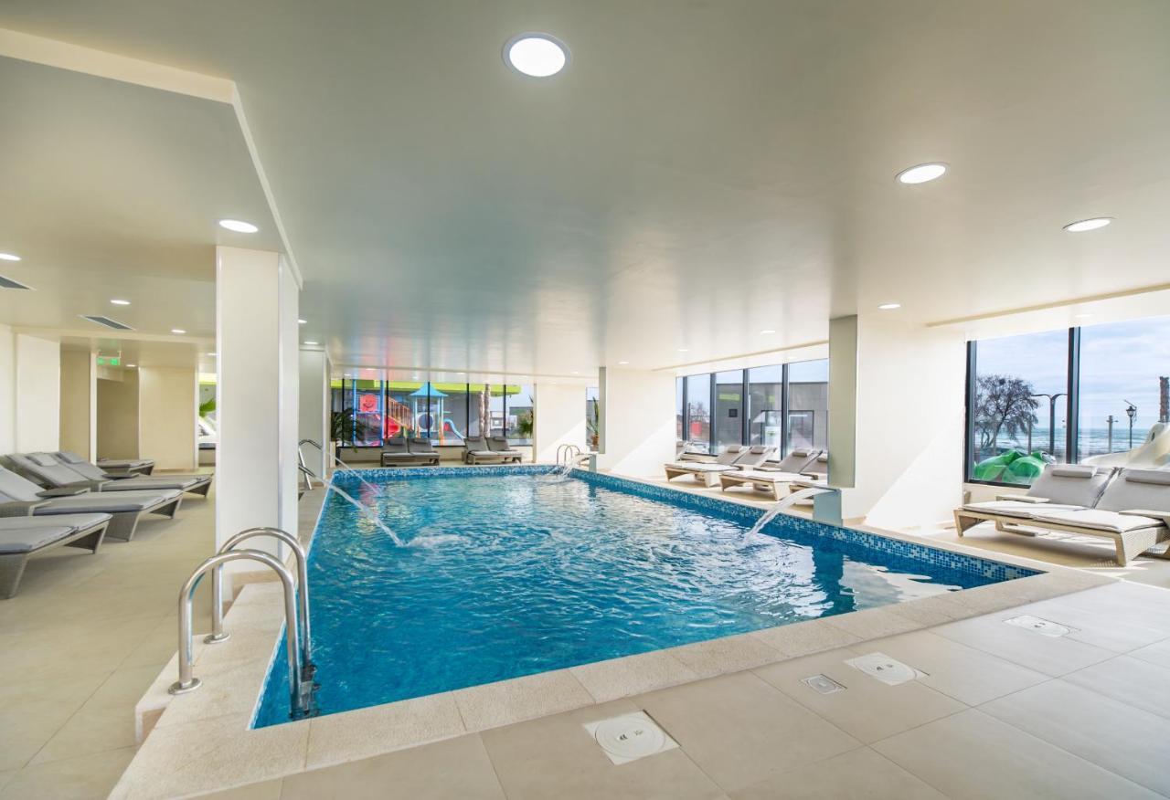 Năvodari Summer Studio Spa N Pools Beach Resort מראה חיצוני תמונה